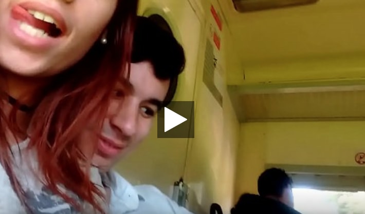 Argentina amateur le da una mamada a su novio en el autobús