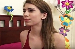 Joseline Kelly pillada masturbándose en su habitación